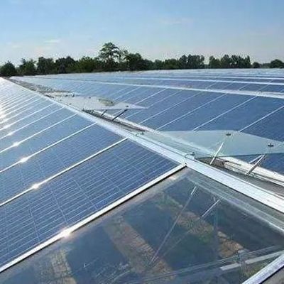 High Humidity Single-Arch Greenhouse with Arched/Venloche Roofing Shape and Solar Panels
